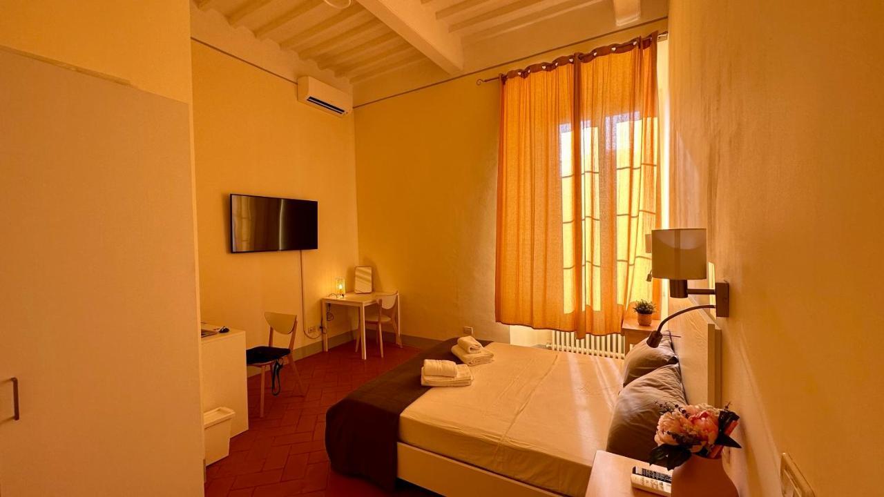 B&B - Residenza D'Epoca Piazza Cairoli Pisa Exterior photo