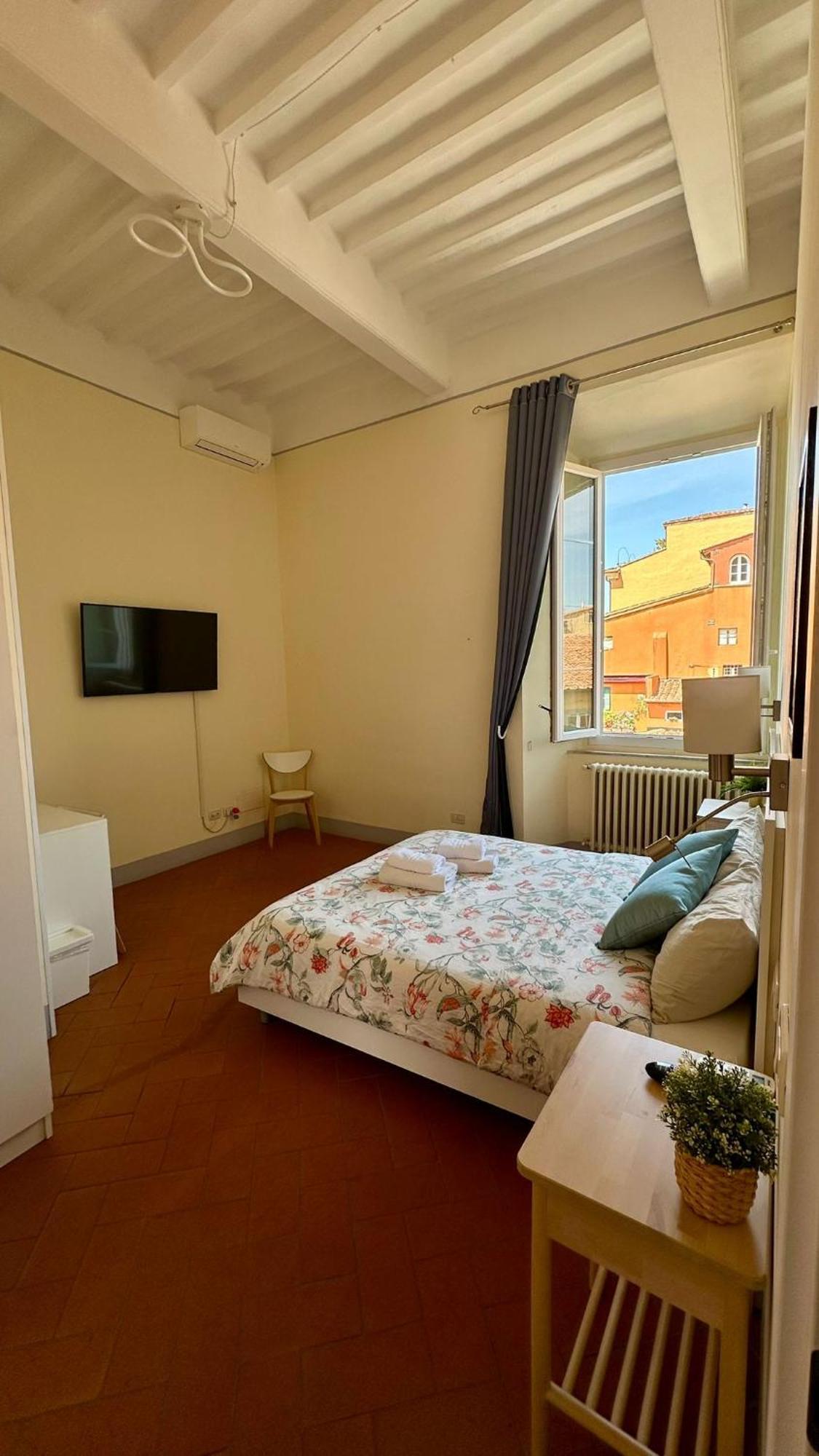 B&B - Residenza D'Epoca Piazza Cairoli Pisa Exterior photo
